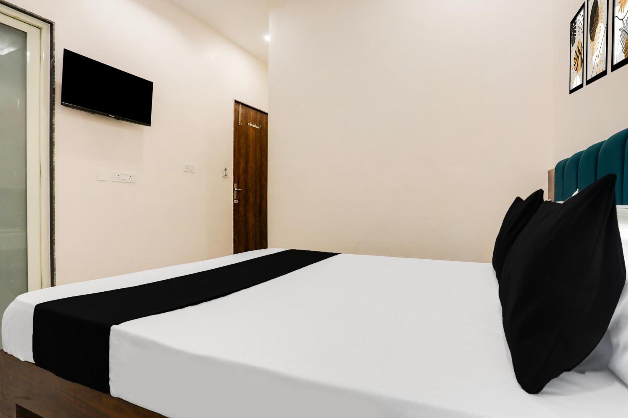 Super Hotel O Kota Near Railway Station Formerly Aagam Inn Tirath Kültér fotó